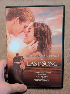 💜 5/$20 The Last Song DVD — Sunset Orange Cover